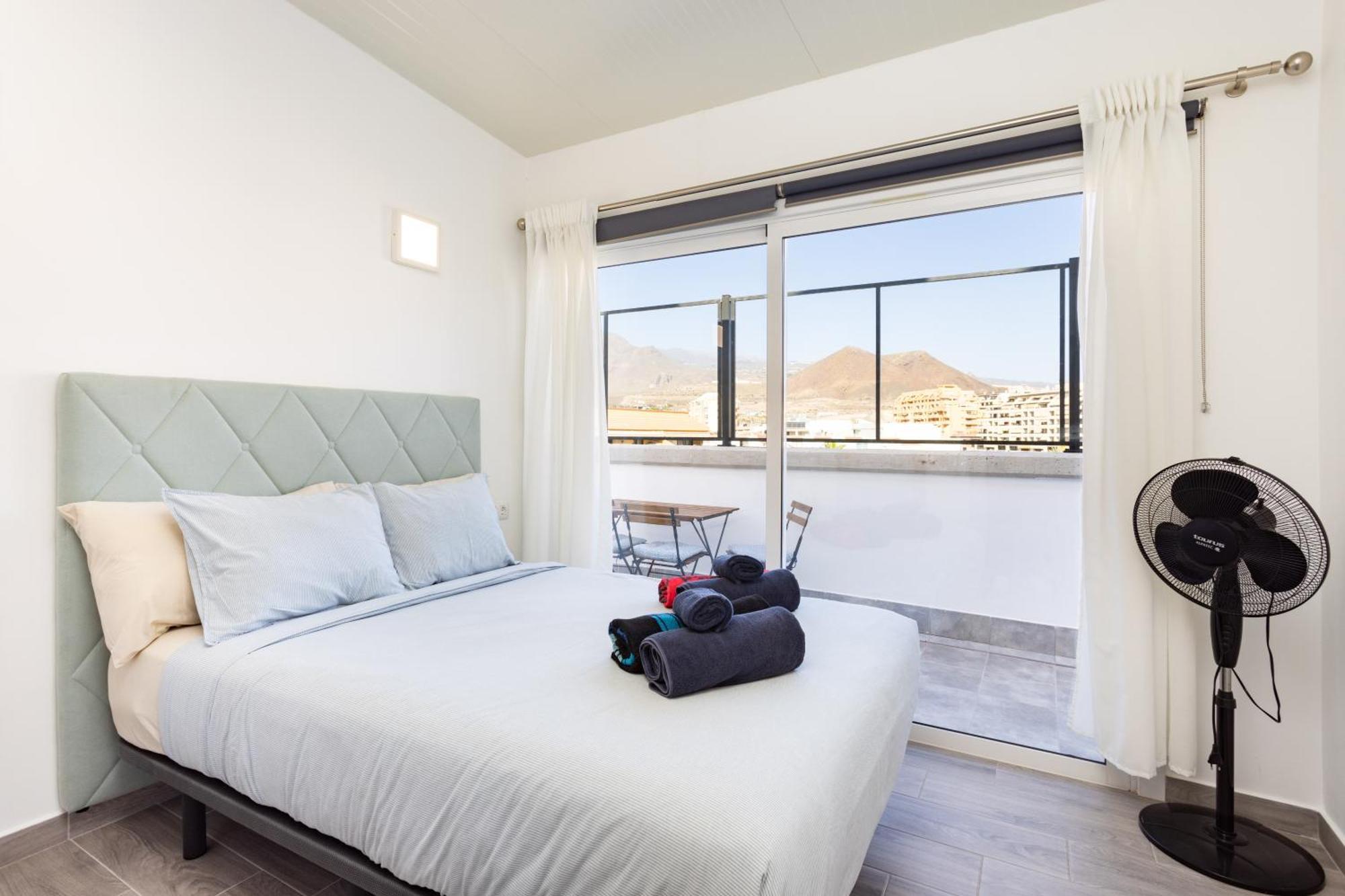 Top New Apartment Center Los Cristianos Arona  Exteriör bild