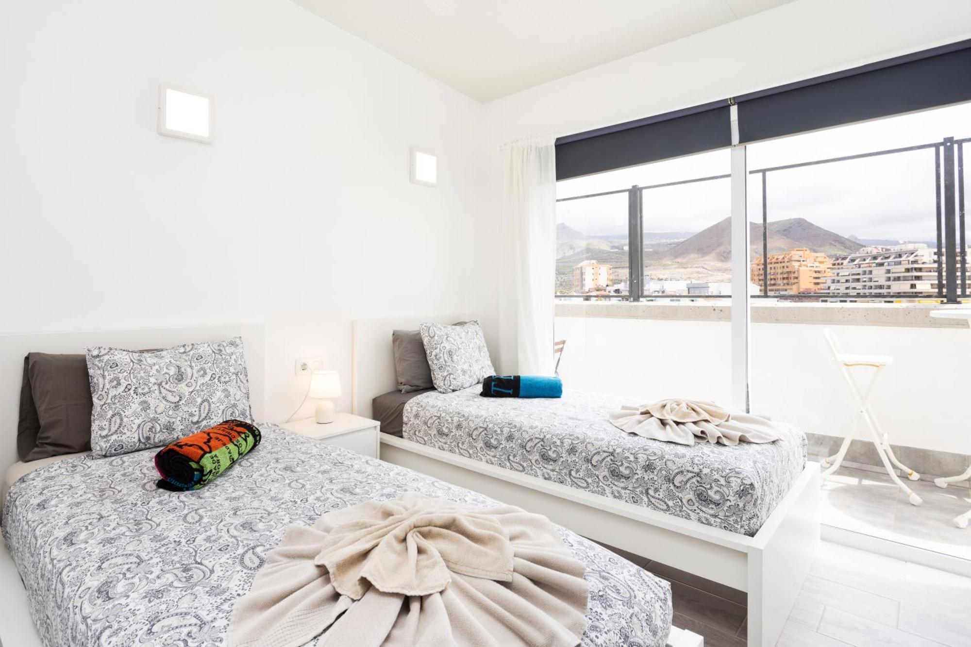 Top New Apartment Center Los Cristianos Arona  Exteriör bild