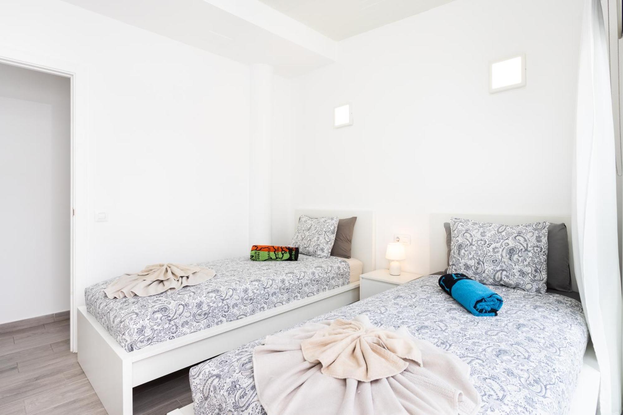 Top New Apartment Center Los Cristianos Arona  Exteriör bild