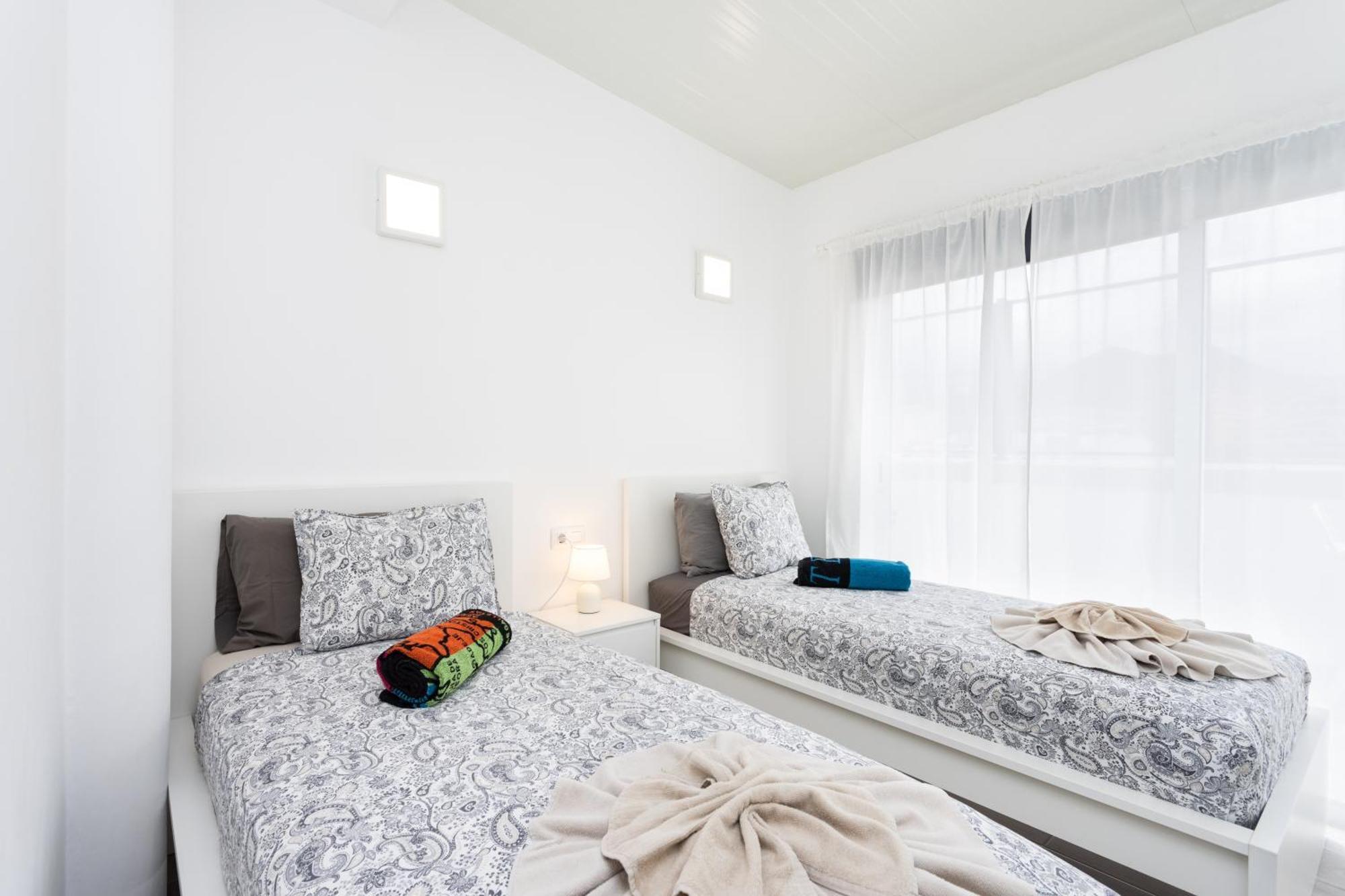 Top New Apartment Center Los Cristianos Arona  Exteriör bild